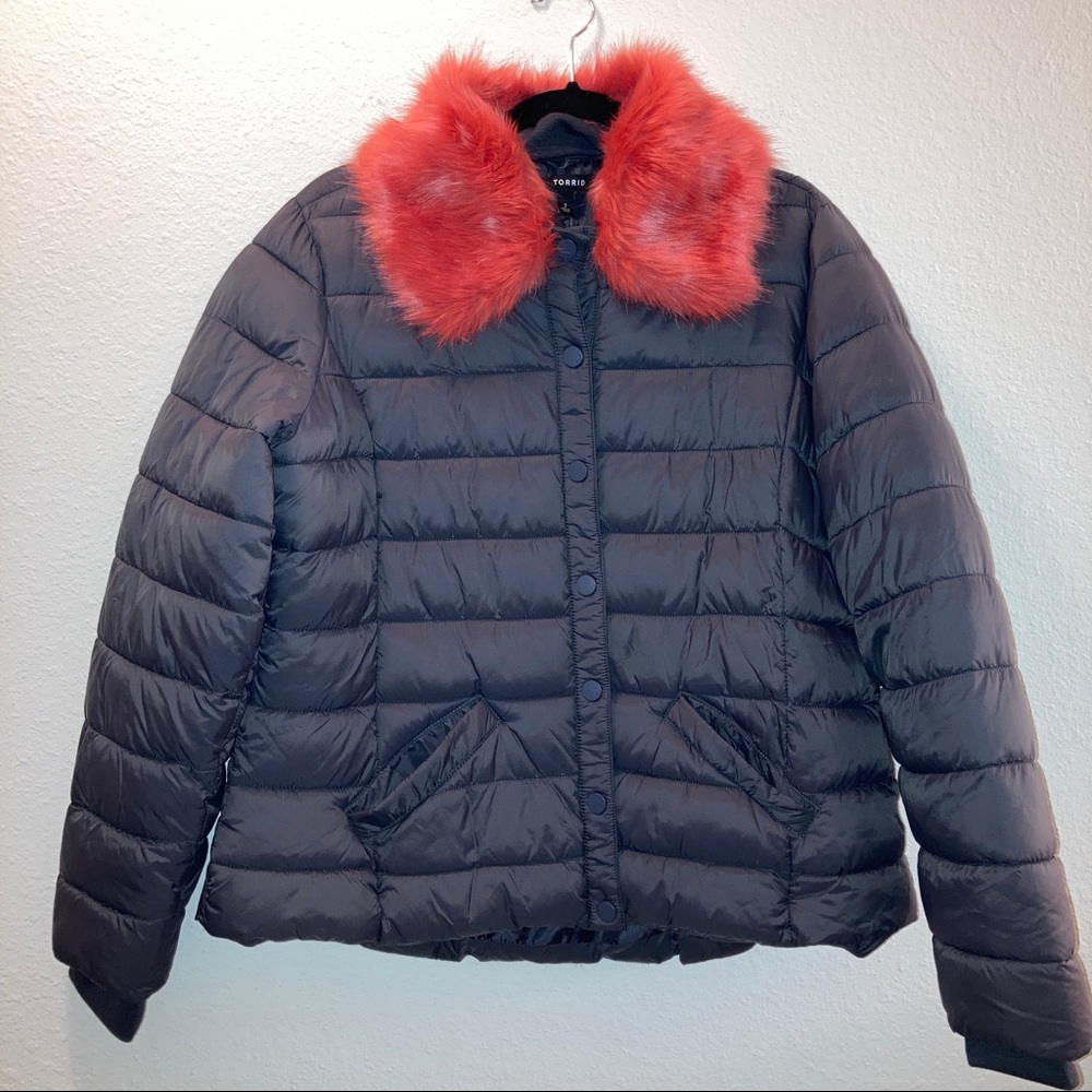 Torrid 2X (18-20) Coat Puffer Jacket Gray Coral Removable Faux Fur Collar Plus - Picture 3 of 10